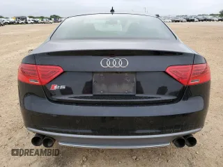 2015 Audi S5 Premium Plus z VIN WAUCGAFR3FA025415, wystawiony jako Copart lot #55619305 z przebiegiem 108 110 mil mil oraz Czysty tytuł • Clean title. Historia ofert i sprzedaży dostępna na DreamBid. Obrazek 6.