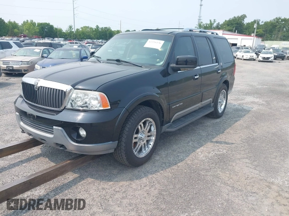 2003 Lincoln Navigator Luxury z VIN 5LMFU28R33LJ13692, wystawiony jako IAAI lot #42226136 z przebiegiem 161 104 mil mil oraz . Historia ofert i sprzedaży dostępna na DreamBid. Obrazek 2.