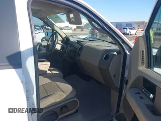 2005 Ford F-150 XLT with VIN 1FTPW12585FA54825, listed as a IAAI auction lot 41662210 with 288,819 mi miles. Bid and sale history available at carsss.com. Image 5.