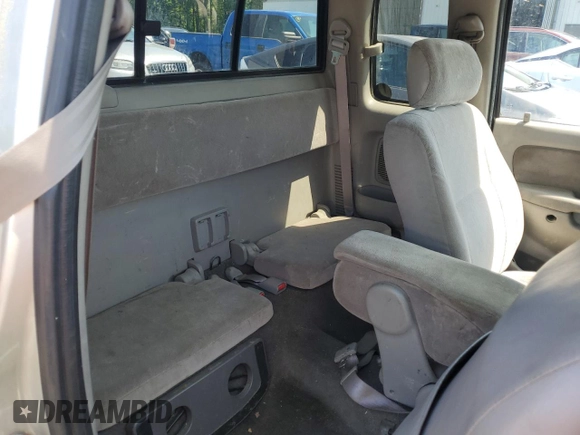 2001 Toyota Tacoma with VIN 5TEWM72N61Z859465, listed as a Copart auction lot 63696605 with 273,096 mi miles and Clean title. Bid and sale history available at DreamBid. Image 11.