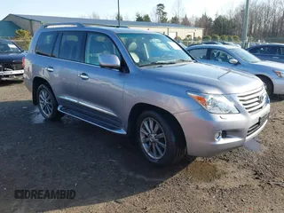 2009 Lexus LX 570 with VIN JTJHY00W894019219, listed as a IAAI auction lot 41744811 with Not Provided miles and . Bid and sale history available at carsss.com. Image 1.