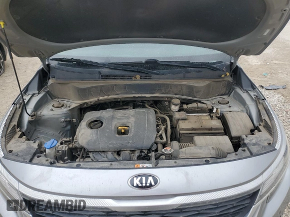 2021 Kia Seltos S z VIN KNDEU2AA3M7148248, wystawiony jako Copart lot #51500265 z przebiegiem 84 898 mil mil oraz Szkoda całkowita • Salvage title. Historia ofert i sprzedaży dostępna na DreamBid. Obrazek 13.