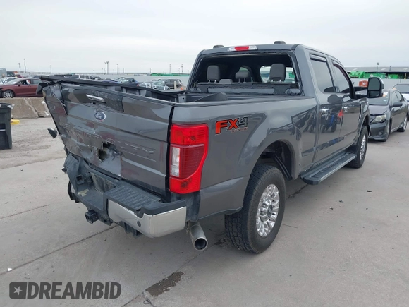 2021 Ford Super Duty F-250 SRW XL with VIN 1FT7W2BN1MEC37686, listed as a IAAI auction lot 41735683 with 68,235 mi miles. Bid and sale history available at carsss.com. Image 4.