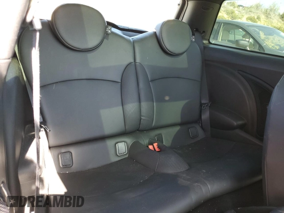 2013 MINI Hardtop S with VIN WMWSV3C52DT389468, listed as a Copart auction lot 57293845 with 84,723 mi miles and Salvage title. Bid and sale history available at DreamBid. Image 10.
