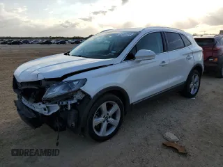 2018 Lincoln MKC Premiere with VIN 5LMCJ1C98JUL22351, listed as a Copart auction lot 85002224 with 52,402 mi miles and Salvage Title. Bid and sale history available at DreamBid. Image 1.