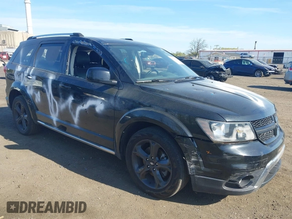 2020 Dodge Journey Crossroad z VIN 3C4PDCGB9LT212673, wystawiony jako IAAI lot #42100674 z przebiegiem Nie podano mil oraz . Historia ofert i sprzedaży dostępna na DreamBid. Obrazek 1.