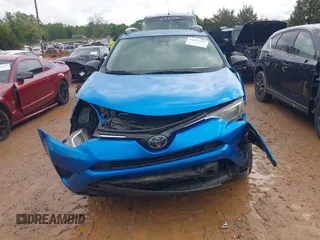 2017 Toyota RAV4 LE z VIN 2T3ZFREV4HW383558, wystawiony jako IAAI lot #42017533 z przebiegiem 113 172 mil mil oraz . Historia ofert i sprzedaży dostępna na DreamBid. Obrazek 12.