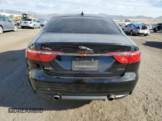 2019 Jaguar XF 25t Prestige with VIN SAJBE4FX6KCY81053, listed as a Copart auction lot 72451524 with 50,749 mi miles and Salvage Title. Bid and sale history available at carsss.com. Image 6.