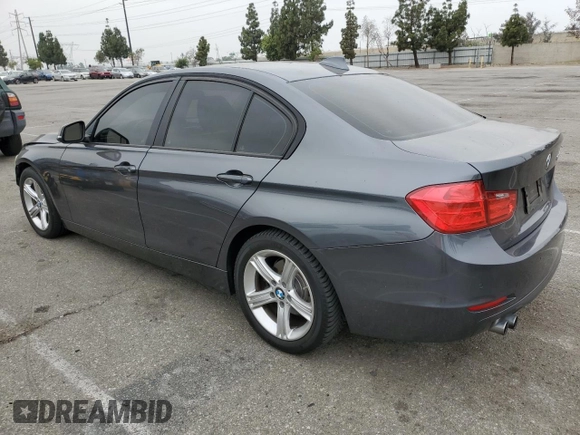 2014 BMW 3 Series 328i z VIN WBA3C1C59EK111446, wystawiony jako Copart lot #58024785 z przebiegiem 125 627 mil mil oraz Szkoda całkowita • Salvage title. Historia ofert i sprzedaży dostępna na DreamBid. Obrazek 2.