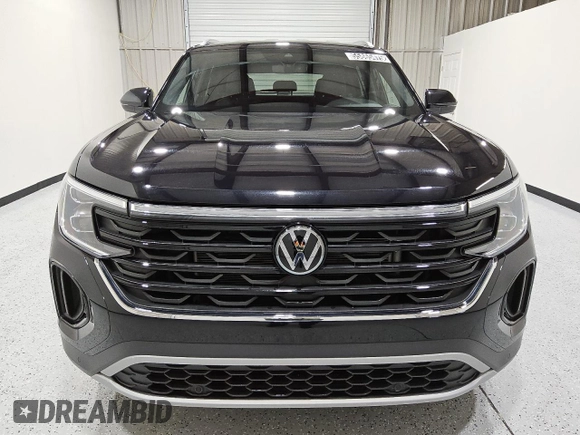 2024 Volkswagen Atlas SE z VIN 1V2WE2CA3RC217922, wystawiony jako Copart lot #55865475 z przebiegiem 40 708 mil mil oraz Czysty tytuł • Clean title. Historia ofert i sprzedaży dostępna na DreamBid. Obrazek 5.
