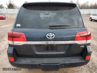 2018 Toyota Land Cruiser with VIN JTMCY7AJ1J4073037, listed as a Copart auction lot 86383704 with 91,133 mi miles and Salvage Title. Bid and sale history available at carsss.com. Image 6.