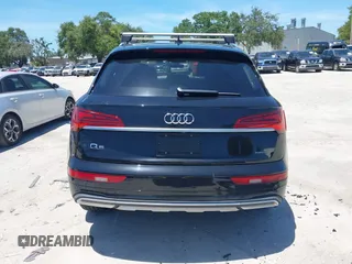2021 Audi Q5 Premium with VIN WA1AAAFY8M2102459, listed as a IAAI auction lot 42585014 with Not provided miles and . Bid and sale history available at DreamBid. Image 17.