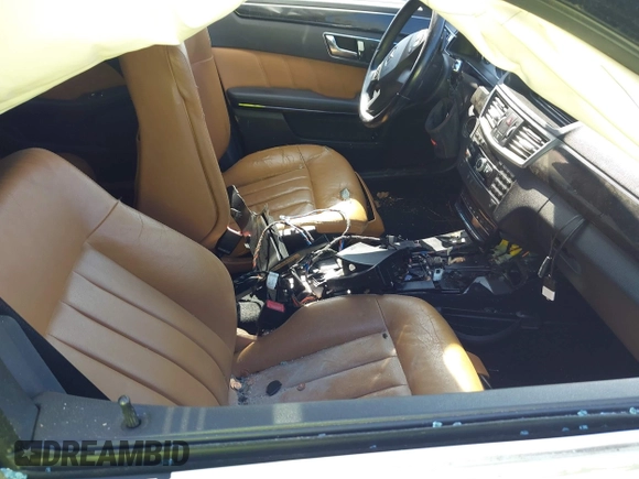 2010 Mercedes-Benz E 350 Luxury with VIN WDDHF5GB7AA092392, listed as a IAAI auction lot 42064710 with 174,292 mi miles and . Bid and sale history available at carsss.com. Image 5.