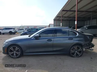 2021 BMW 3 Series 330i z VIN 3MW5R1J03M8B48135, wystawiony jako IAAI lot #41878583 z przebiegiem 33 719 mil mil oraz . Historia ofert i sprzedaży dostępna na DreamBid. Obrazek 15.