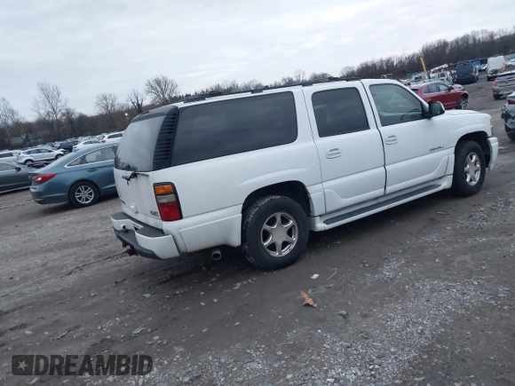 2006 GMC Yukon XL Denali with VIN 1GKFK66U86J133629, listed as a IAAI auction lot 41094116 with 208,665 mi miles. Bid and sale history available at carsss.com. Image 4.
