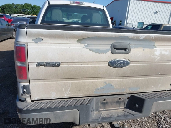 2010 Ford F-150 XL with VIN 1FTFX1CV3AKE18402, listed as a IAAI auction lot 41999255 with 234,309 mi miles and . Bid and sale history available at DreamBid. Image 18.