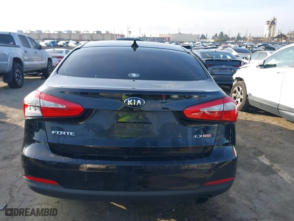 2016 Kia Forte EX with VIN KNAFZ4A89G5617452, listed as a IAAI auction lot 41580861 with 150,770 mi miles. Bid and sale history available at carsss.com. Image 16.