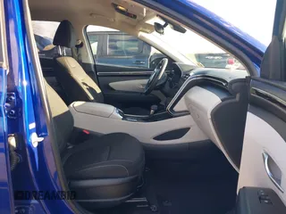 2024 Hyundai Tucson SEL with VIN 5NMJBCDE5RH295244, listed as a IAAI auction lot 41574782 with 26,731 mi miles and . Bid and sale history available at carsss.com. Image 5.