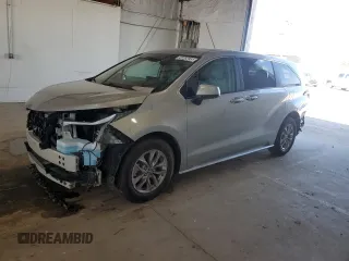2024 Toyota Sienna LE z VIN 5TDKSKFC6RS135350, wystawiony jako Copart lot #54445635 z przebiegiem 31 649 mil mil oraz Szkoda całkowita • Salvage title. Historia ofert i sprzedaży dostępna na DreamBid. Obrazek 1.