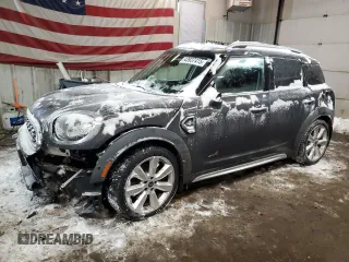 2018 MINI Countryman Cooper S with VIN WMZYT5C38J3D82164, listed as a Copart auction lot 43937415 with 0 mi miles and Salvage Title. Bid and sale history available at carsss.com. Image 1.