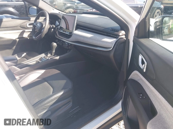2023 Jeep Compass Latitude with VIN 3C4NJDBN7PT561666, listed as a IAAI auction lot 41956815 with 49,392 mi miles and . Bid and sale history available at DreamBid. Image 5.