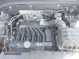 2023 Volkswagen Atlas SEL Premium R-Line z VIN 1V2FE2CA1PC218595, wystawiony jako IAAI lot #42223877 z przebiegiem 48 477 mil mil oraz . Historia ofert i sprzedaży dostępna na DreamBid. Obrazek 10.