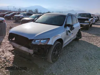 2012 Audi Q5 2.0T Premium with VIN WA1CFAFP1CA058312, listed as a Copart auction lot 88663175 with 188,556 mi miles and Salvage Title. Bid and sale history available at carsss.com. Image 1.