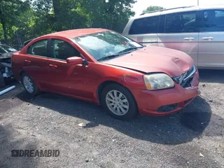 2012 Mitsubishi Galant FE z VIN 4A32B2FF8CE010953, wystawiony jako IAAI lot #42269284 z przebiegiem 182 706 mil mil oraz . Historia ofert i sprzedaży dostępna na DreamBid. Obrazek 1.