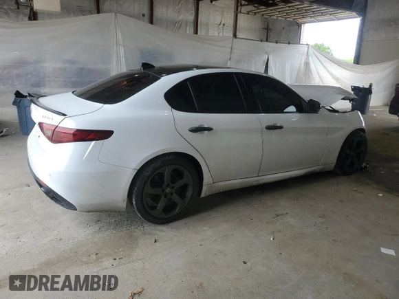 2019 Alfa Romeo Giulia Sport с VIN ZARFAMAN0K7604236, выставлен на аукционе Copart как лот 57365945 с пробегом Не указан миль и На запчасти • Non repairable. История ставок и продаж доступна на DreamBid. Изображение 3.