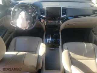 2020 Honda Ridgeline RTL-E with VIN 5FPYK3F77LB002473, listed as a Copart auction lot 77117414 with 62,631 mi miles and Salvage Title. Bid and sale history available at carsss.com. Image 8.