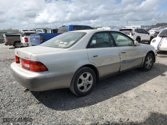1997 Lexus ES 300 Luxury Sport Sdn with VIN JT8BF22G0V0057835, listed as a Copart auction lot 74487294 with 158,296 mi miles and Salvage Title. Bid and sale history available at carsss.com. Image 3.