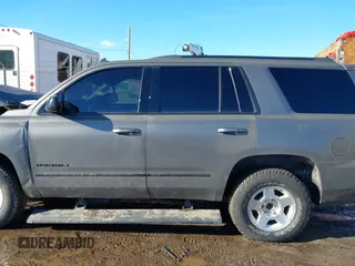 2015 GMC Yukon Denali with VIN 1GKS2CKJ8FR283296, listed as a IAAI auction lot 41568839 with 1 mi miles. Bid and sale history available at carsss.com. Image 15.