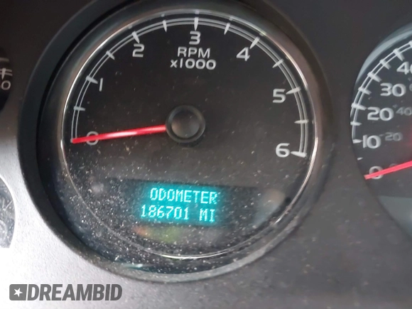 2008 Chevrolet Tahoe LTZ with VIN 1GNFK13098J160218, listed as a IAAI auction lot 40876511 with 186,701 mi miles and . Bid and sale history available at DreamBid. Image 15.