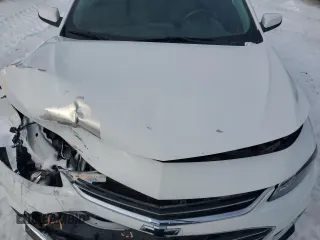 2018 Chevrolet Malibu LT z VIN 1G1ZD5ST4JF285938, wystawiony jako Copart lot #41700505 z przebiegiem 76 285 mil mil oraz Szkoda całkowita • Salvage title. Historia ofert i sprzedaży dostępna na DreamBid. Obrazek 11.
