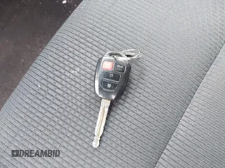2017 Toyota Camry XLE z VIN 4T1BF1FK4HU323862, wystawiony jako IAAI lot #42066574 z przebiegiem 66 045 mil mil oraz . Historia ofert i sprzedaży dostępna na DreamBid. Obrazek 11.