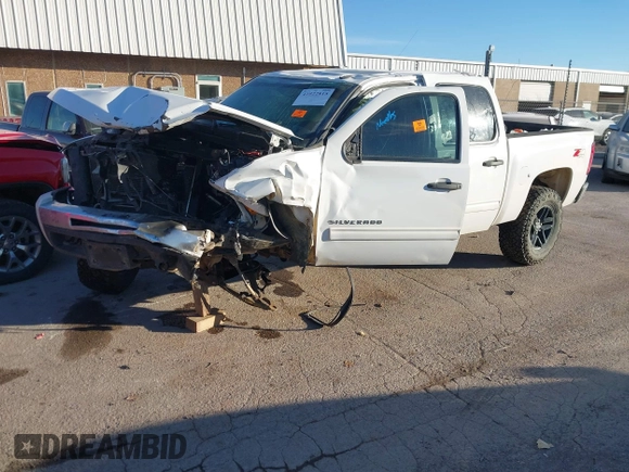 2010 Chevrolet Silverado 1500 LT with VIN 3GCRKSE31AG163396, listed as a IAAI auction lot 41022815 with Not Provided miles and . Bid and sale history available at DreamBid. Image 17.