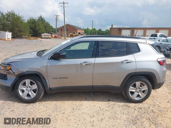2022 Jeep Compass Latitude with VIN 3C4NJCBB7NT238456, listed as a IAAI auction lot 42489263 with 53,152 mi miles and . Bid and sale history available at DreamBid. Image 14.