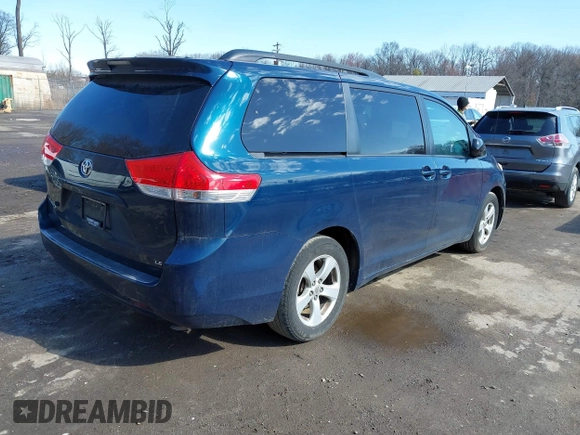2011 Toyota Sienna LE AAS with VIN 5TDKK3DC4BS104838, listed as a IAAI auction lot 41811173 with 251,999 mi miles and . Bid and sale history available at carsss.com. Image 4.