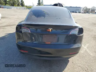2023 Tesla Model 3 z VIN 5YJ3E1EA4PF707099, wystawiony jako Copart lot #52531035 z przebiegiem 57 723 mil mil oraz Szkoda całkowita • Salvage title. Historia ofert i sprzedaży dostępna na DreamBid. Obrazek 6.