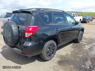 2007 Toyota RAV4 with VIN JTMZD33V176033066, listed as a IAAI auction lot 41933921 with 209,514 mi miles. Bid and sale history available at carsss.com. Image 4.