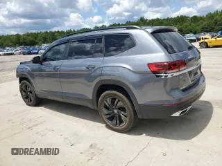 2022 Volkswagen Atlas SE with VIN 1V2WP2CA8NC552405, listed as a Copart auction lot 64034224 with 26,759 mi miles and Clean title. Bid and sale history available at DreamBid. Image 2.