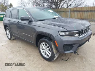 2024 Jeep Grand Cherokee Altitude z VIN 1C4RJHAG7RC156367, wystawiony jako IAAI lot #41718501 z przebiegiem 35 206 mil mil oraz . Historia ofert i sprzedaży dostępna na DreamBid. Obrazek 1.