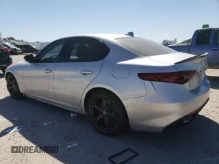 2018 Alfa Romeo Giulia Ti Sport with VIN ZARFAECN8J7568961, listed as a Copart auction lot 40766043 with 24,794 mi miles. Bid and sale history available at carsss.com. Image 2.
