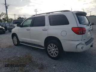 2010 Toyota Sequoia Platinum with VIN 5TDYY5G16AS024471, listed as a Copart auction lot 86892494 with 261,073 mi miles and Clean Title. Bid and sale history available at carsss.com. Image 2.