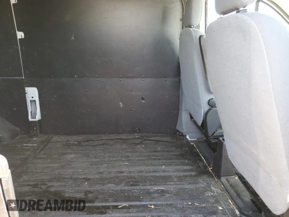 2015 Ford Transit Cargo z VIN 1FTNE1ZM4FKA87207, wystawiony jako Copart lot #58417895 z przebiegiem 184 537 mil mil oraz Nie do naprawy • Non repairable. Historia ofert i sprzedaży dostępna na DreamBid. Obrazek 11.