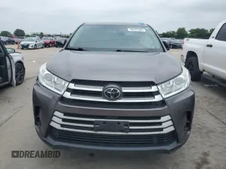 2019 Toyota Highlander LE with VIN 5TDZARFH5KS042654, listed as a Copart auction lot 56297684 with 138,841 mi miles and Salvage title. Bid and sale history available at DreamBid. Image 5.
