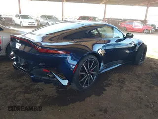 2019 Aston Martin Vantage z VIN SCFSMGAW3KGN00836, wystawiony jako IAAI lot #41974894 z przebiegiem 16 835 mil mil oraz . Historia ofert i sprzedaży dostępna na DreamBid. Obrazek 4.