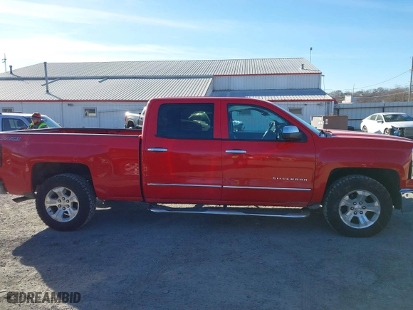 2014 Chevrolet Silverado 1500 LT with VIN 3GCUKREC5EG126926, listed as a IAAI auction lot 41455824 with 151,101 mi miles. Bid and sale history available at carsss.com. Image 14.