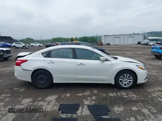 2016 Nissan Altima S with VIN 1N4AL3AP8GN361875, listed as a IAAI auction lot 42526882 with 119,628 mi miles and . Bid and sale history available at DreamBid. Image 14.