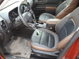 2023 Ford Bronco Sport Outer Banks z VIN 3FMCR9C68PRD33978, wystawiony jako Copart lot #51992395 z przebiegiem 37 133 mil mil oraz Czysty tytuł • Clean title. Historia ofert i sprzedaży dostępna na DreamBid. Obrazek 7.